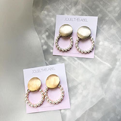 Angel pearl in gold and silver 
79k...: 