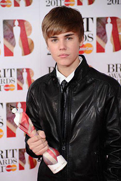 Last post of the night. Goodnight, beautiful. Hello, Justin Bieber ♥: 