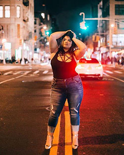Plus-size model, Street fashion - thigh, hip, , jeans: Hot Plus Size Model  