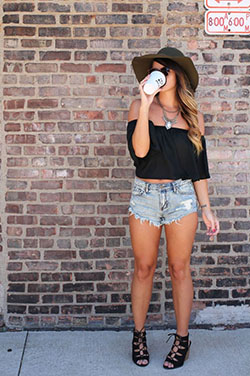 Black crop top and denim shorts: Crop top,  Beach Vacation Outfits,  Jeans Short,  Sand Top,  Blue Shorts  