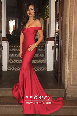 Celebrity 21st Birthday Outfits: Backless dress,  Evening gown,  Cute Birthday Outfits  