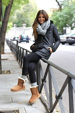 Genuine and classic ugg boots style, The Timberland Company: winter outfits,  Boot Outfits,  Ugg boots,  Snow boot,  Casual Outfits,  Uggs Outfits  