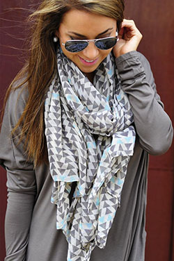 Grey scarves Outfits: Scarves Outfits  