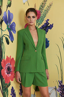 Champions ideas fashion model, New Year: Fashion show,  Green Pant Outfits  
