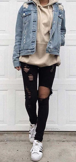 Tomboy winter outfits | Denim jacket with Black denim jeans | Women Denim Outfits: Denim Outfits,  winter outfits,  Casual Outfits  