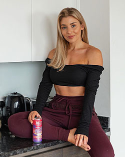 Sophie photoshoot poses, hot legs photos, cute blond hairs: Long hair,  Blonde Hair,  Fashion Sports,  Sexy Outfits  