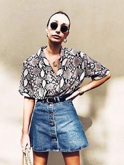 Moda animal print 2019 snake, animal print, t shirt: Animal print,  T-Shirt Outfit,  Denim skirt  