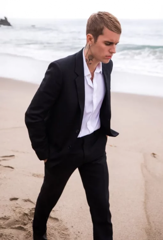 Justin Drew Bieber Ghost 2021 Black Suit: 