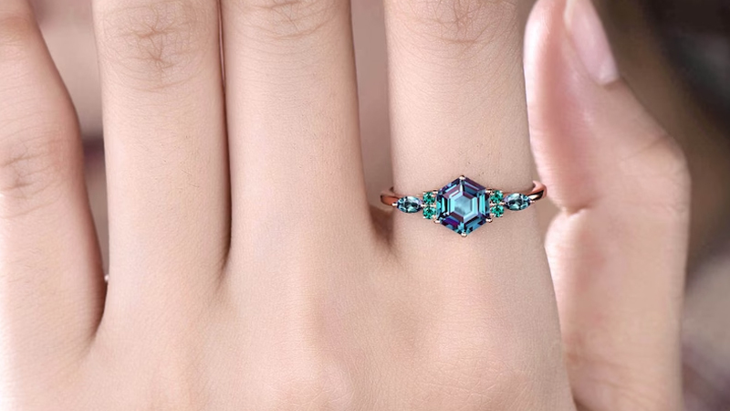 5 June Alexandrite Birthstone Jewelry That You will Love: 