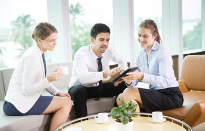 People Management Consultant in UAE: 