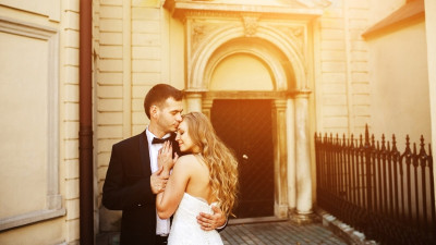 Gemstone Jewelry for Weddings: Trends and Ideas: 