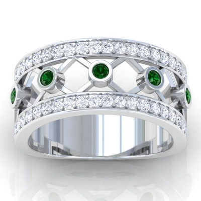 Oiled Emerald Band Ring: 