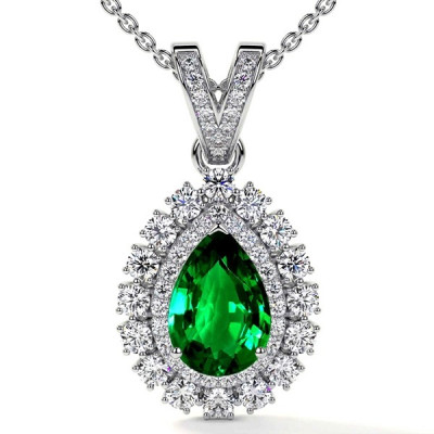 Discover the Beauty of a Vintage Alexandrite Necklace: 