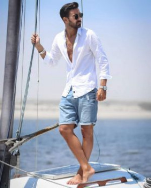 Shorts long sleeve shirt, cycling shorts: 