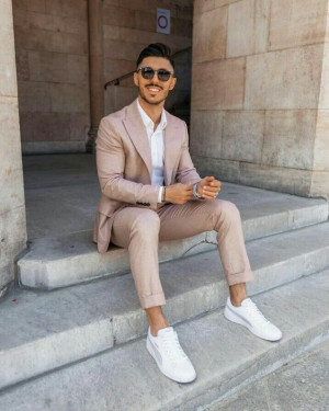 Outfit style with jeans, blazer, dress shirt: 