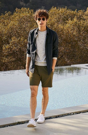 Best summer outfits for teenage guys: 
