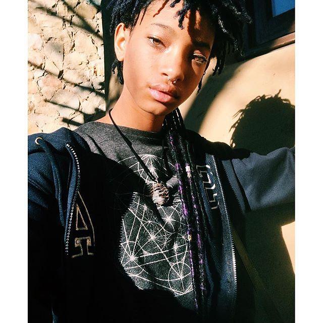 Willow Smith Is Chanel’s Newest Ambassador: Here’s Why It’s Good News for Beauty Lovers: 