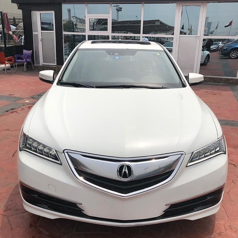 Mid size car: Motor vehicle  