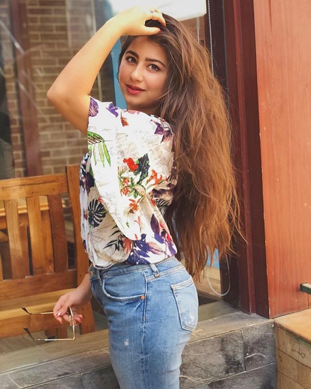 Aditi Bhatia In Long Hair: Roshni Walia,  Aditi Bhatia  