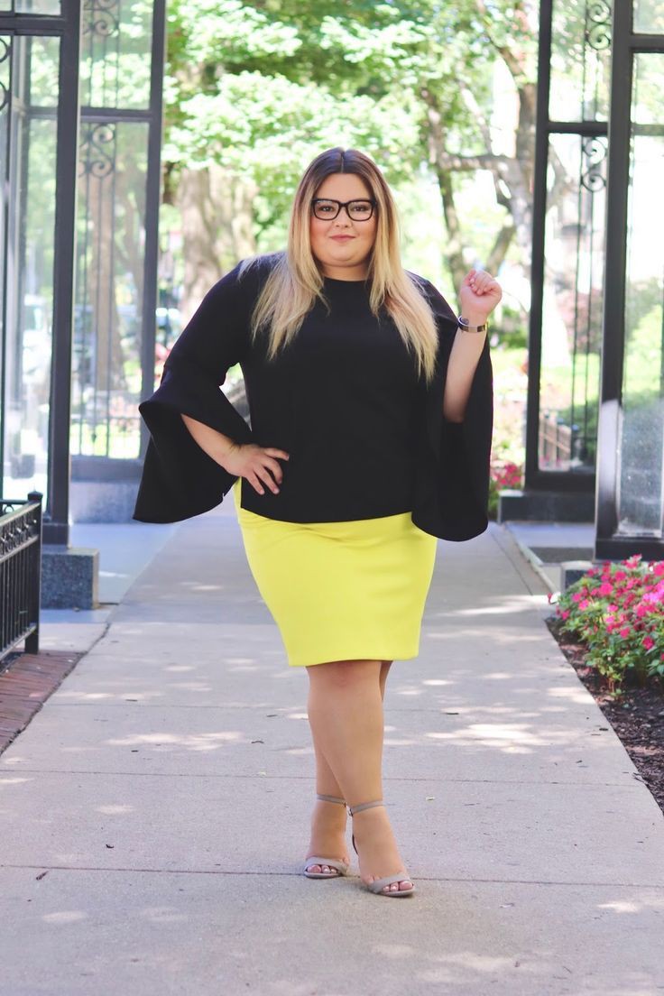 Plus Size Work Outfit, Pencil skirt, Plus-size clothing: Plus size outfit,  Petite size,  Bell sleeve,  Work Outfit,  Plus Size Skirt,  Chubby Girl attire  