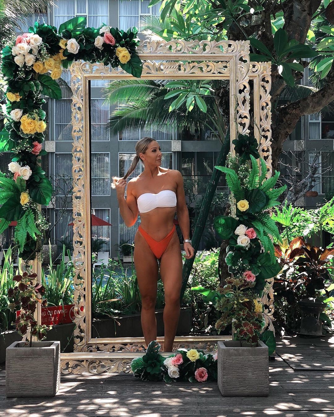 Katie Hewett hot body, botanical garden, architecture: Fitness Model,  Girl With Abs  