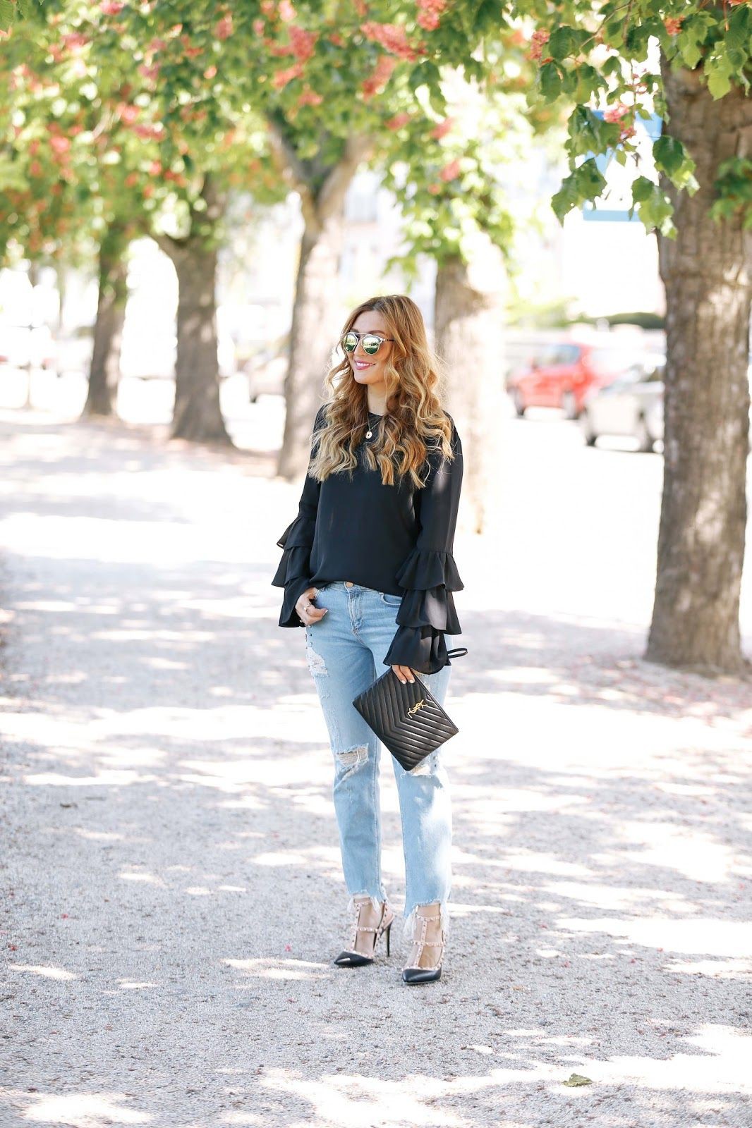 White colour outfit, you must try with leggings, blouse, denim: White Outfit,  Street Style,  Ripped Jeans  