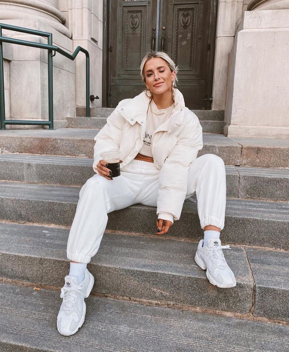 White dresses ideas with tracksuit, trousers, jeans: White Outfit,  Street Style,  We Heart It,  Loungewear Dresses  