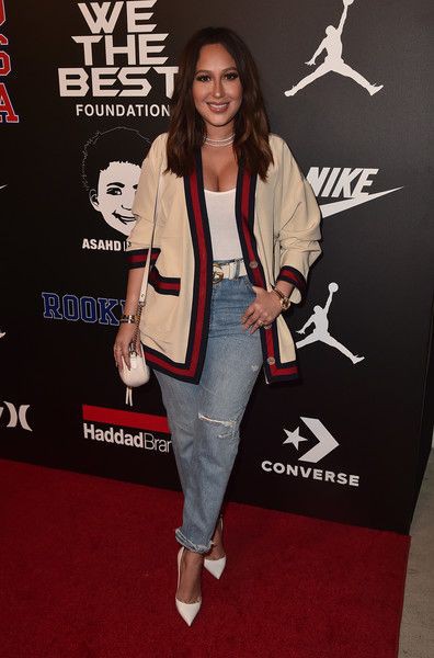 Colour ideas with blazer: Red Carpet Dresses,  United States,  Adrienne Bailon,  Cardigan Outfits 2020  