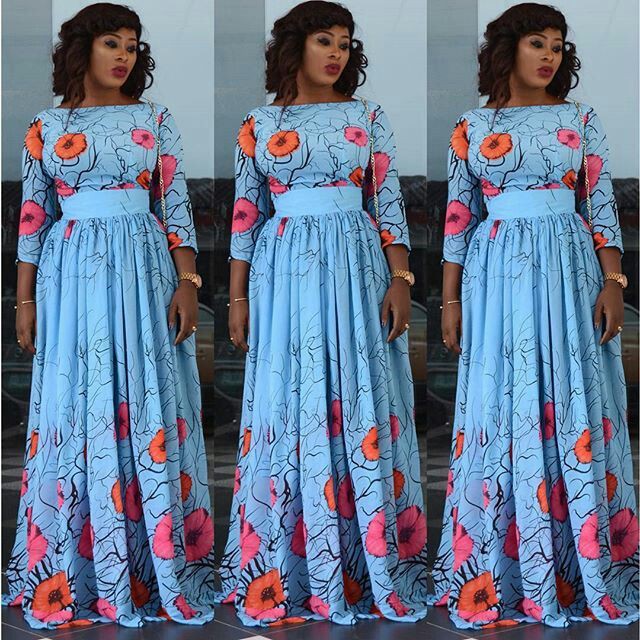 Mishono ya vitambaa vyepesi, fashion design, fashion model, day dress, boat neck: Fashion photography,  Boat neck,  fashion model,  day dress,  Roora Dresses  