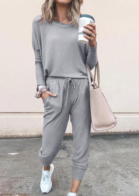 White colour outfit ideas 2020 with sportswear, sweatpant, trousers: Casual Outfits,  White Outfit,  Street Style  