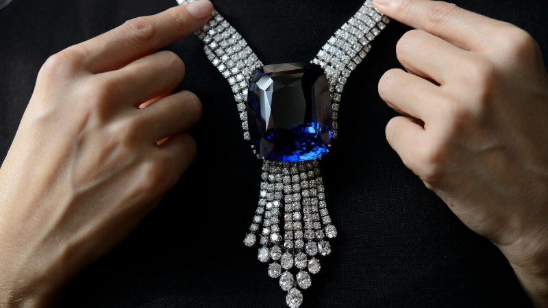 8 of The World’s Most Famous Sapphires: 