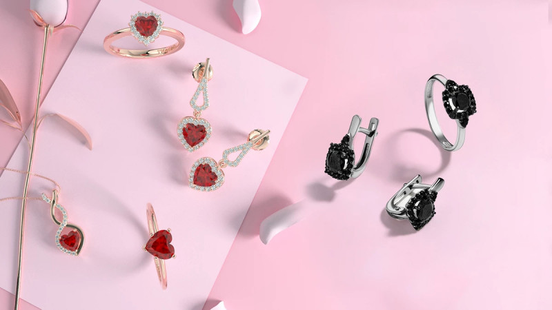 All About July Birthstones: Ruby and Onyx: 