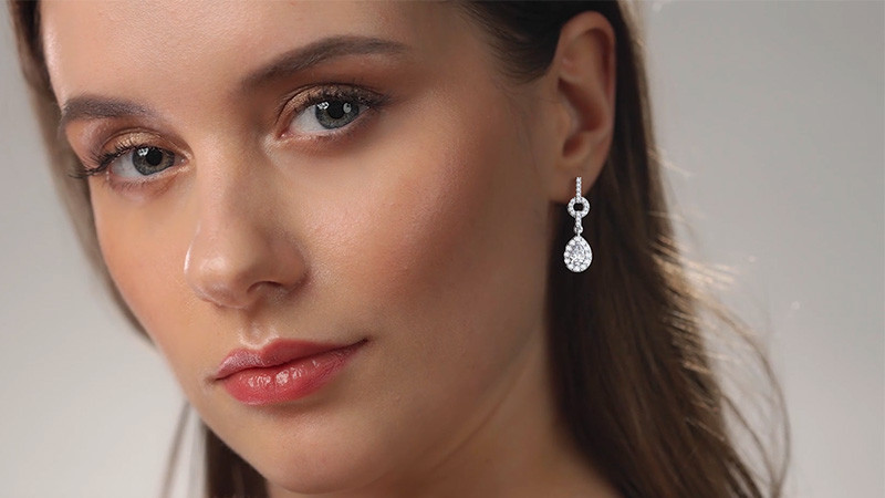 How to choose the right earrings for you?: 