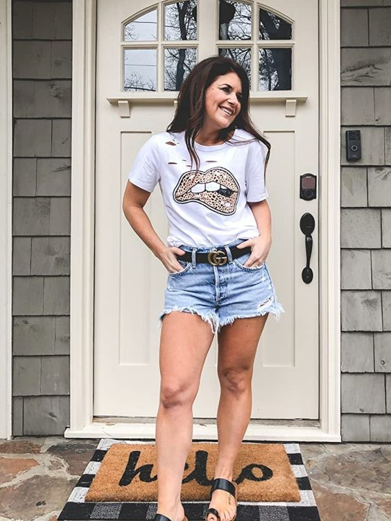Light Blue Hotpant, Boyfriend Shorts Fashion Tips With White T-shirt, Jeans: 