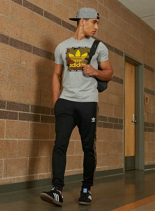 Grey T-shirt, Guys School Outfit Designs With Black Sweat Pant, Athletic Boy Outfit: 