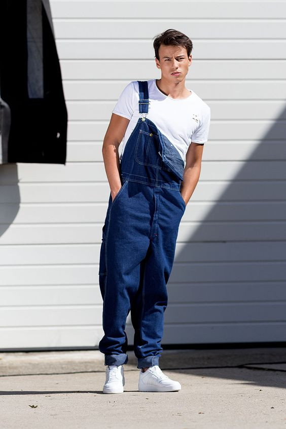 Men's Overall Fashion Ideas With White sneaker, Latzhosen Männer: 